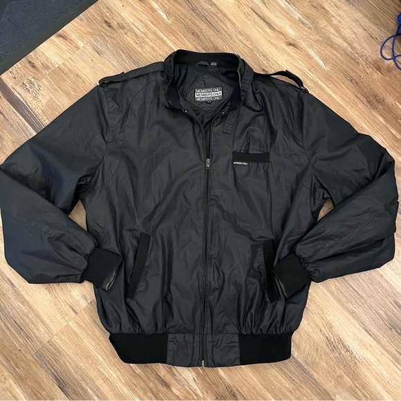 Mens vintage 90s members only full zip iconic racer bomber jacket sz XLT black - Picture 1 of 5